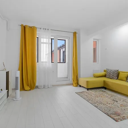 Sunny Yellow Apartment - Penthouse, Piscina, Free Parking, Self Check-In Rosu Exterior photo