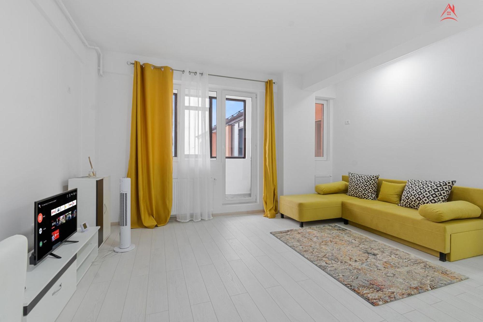 Sunny Yellow - Penthouse, Piscina, Free Parking, Self Check-in Rosu